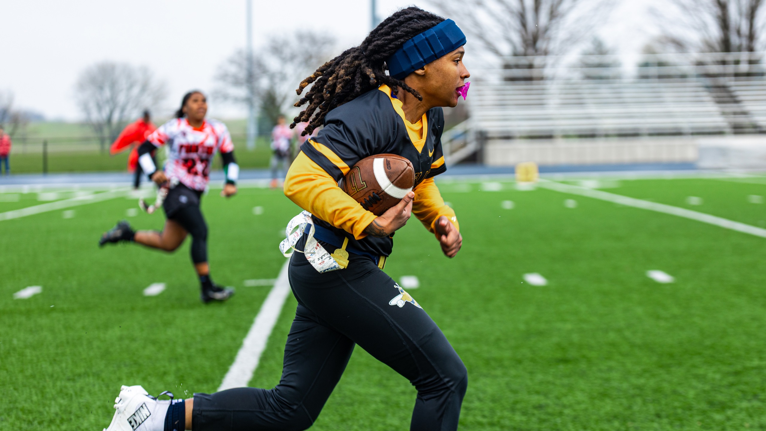 Graceland Battles Elements, Secures Two Wins at Spring Sting Challenge