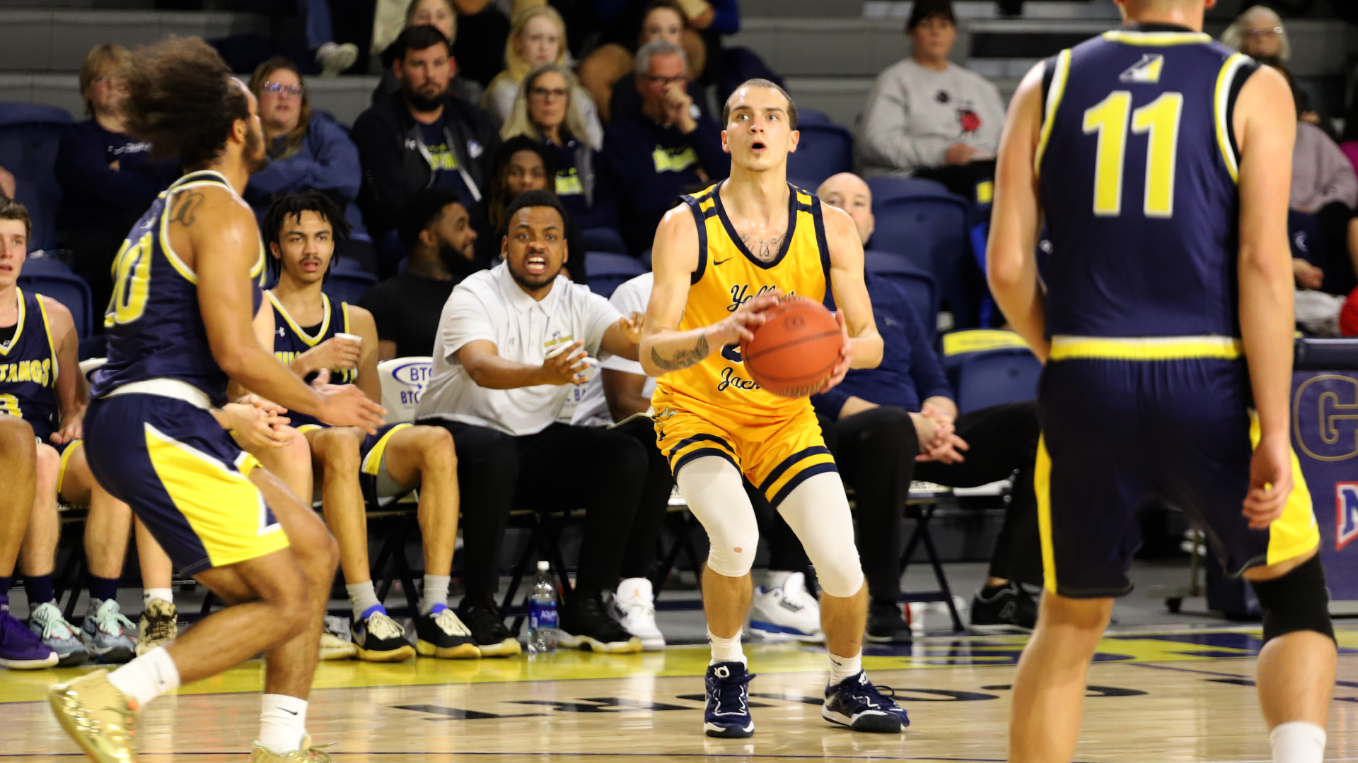 Men&rsquo;s Basketball Shuts Down Mount Mercy