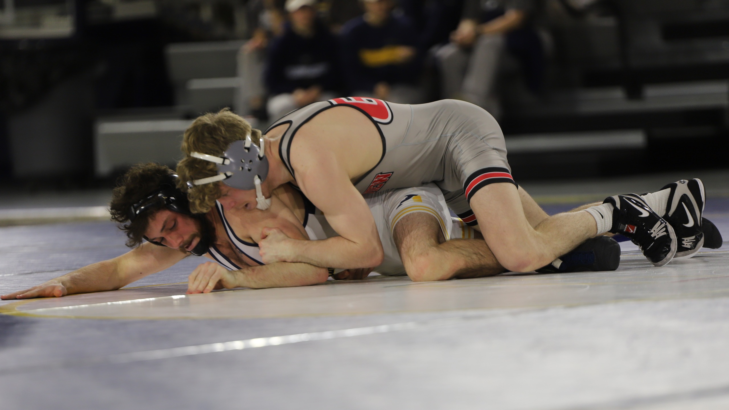 Graceland Wrestling Falls to Top-Ranked Grand View