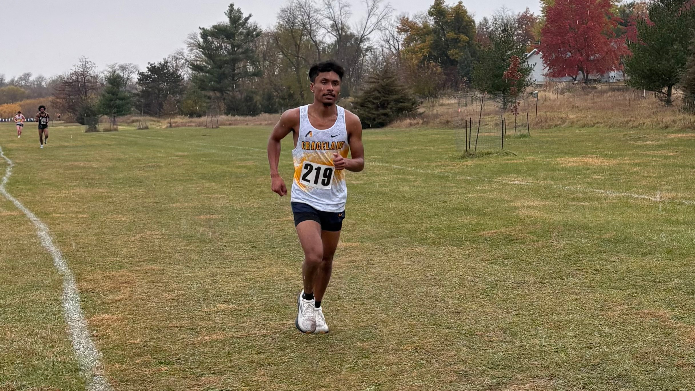 Yellowjackets Cap Season with Conference Effort at Heart Championships