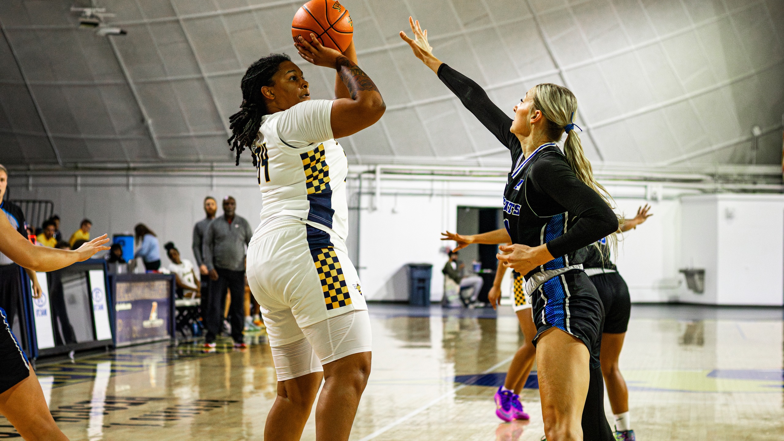 Graceland Falls to Peru State in Midweek Conference Matchup, 87&ndash;62