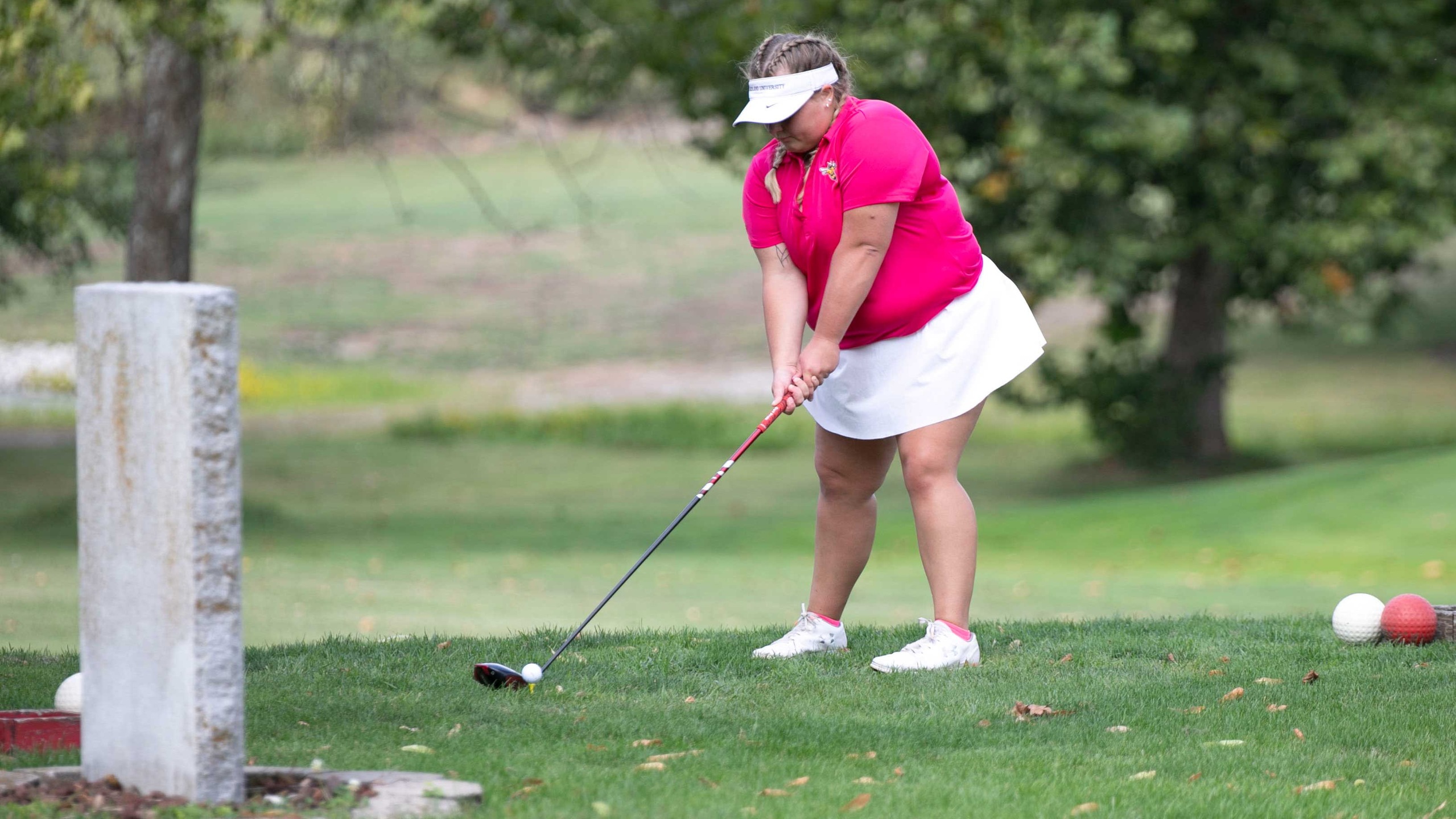 Women&rsquo;s Golf Competes at The Bluffs in Final Tune-Up Before Heart Championship
