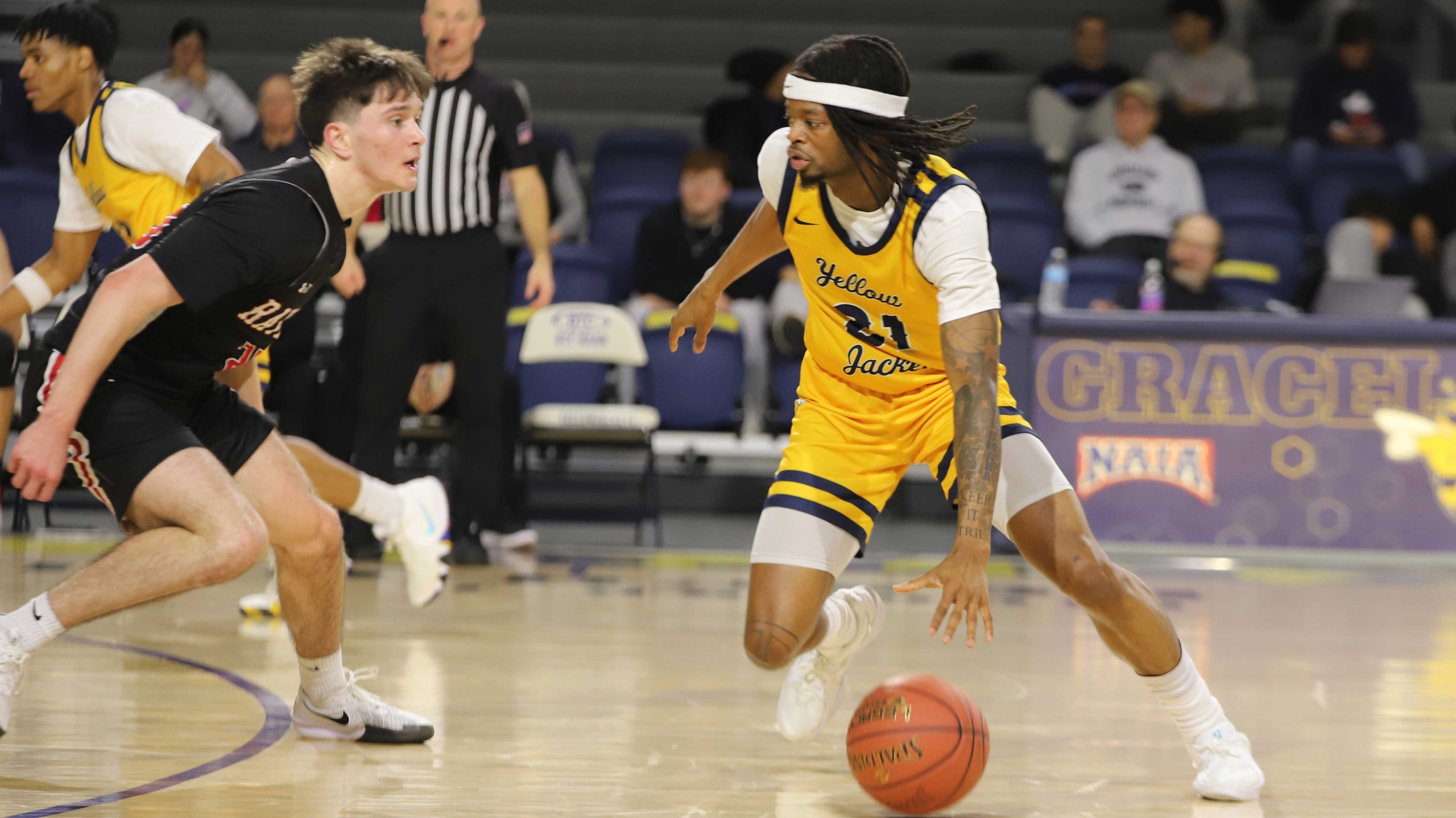 Graceland Holds Off Central Methodist in Key HAAC Matchup