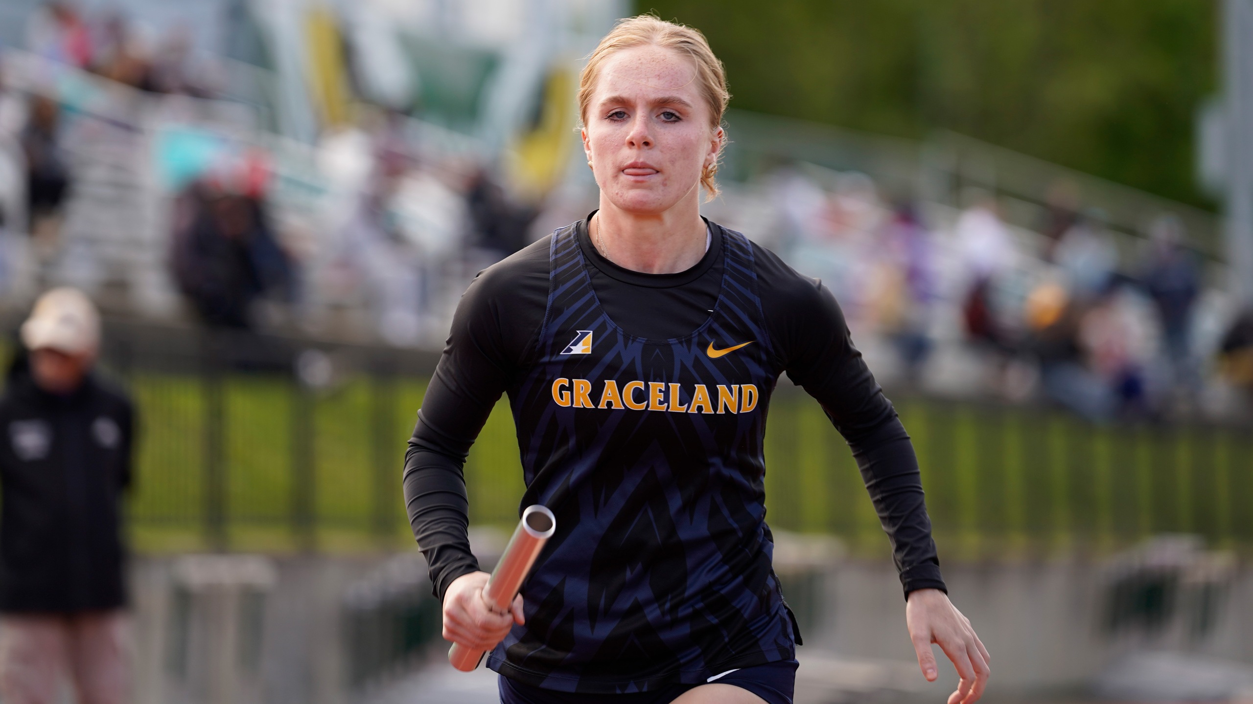 Graceland Throwers Lead at Grand View; Vandemark Competes at Drake Relays